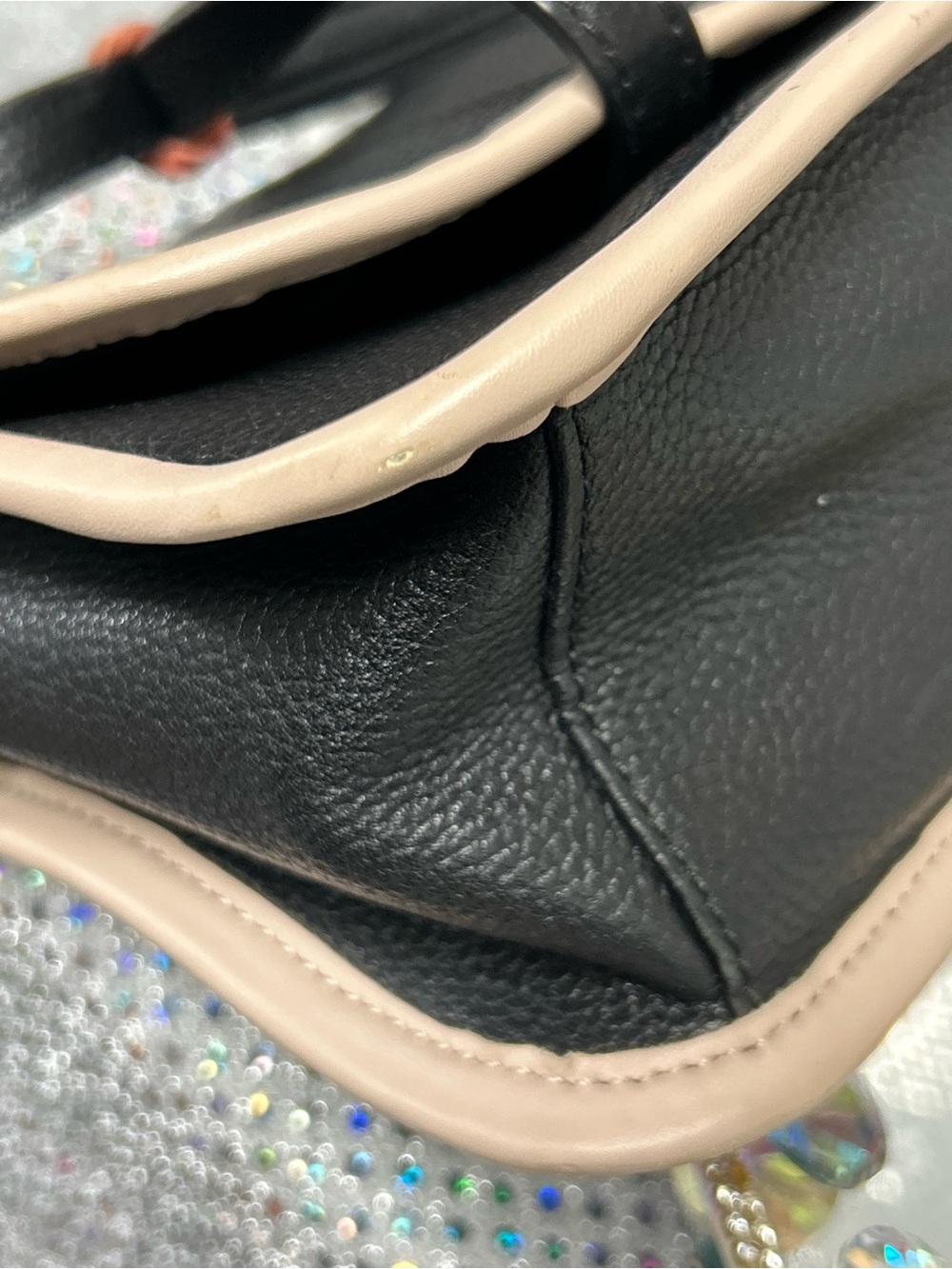 kate spade Black & Cream Pebbled Leather Crossbody Shoulder Bag Approx. 9.5x7x4 - Picture 10 of 16